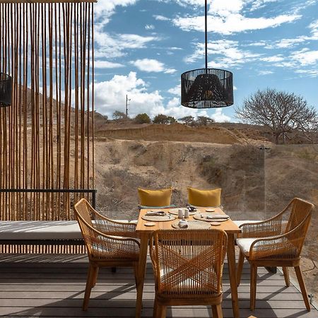 Eolia Sustainable Design Hotel Manta Exterior photo