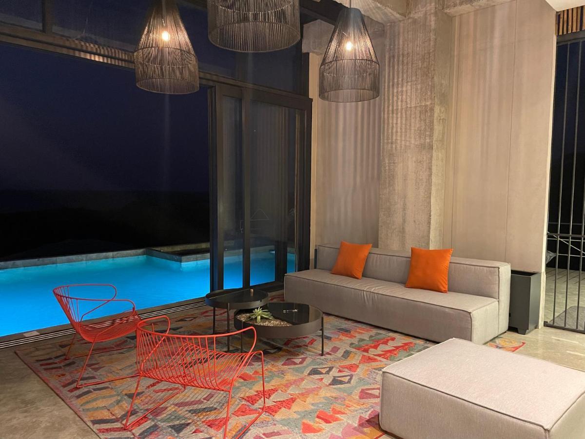 Eolia Sustainable Design Hotel Manta Exterior photo