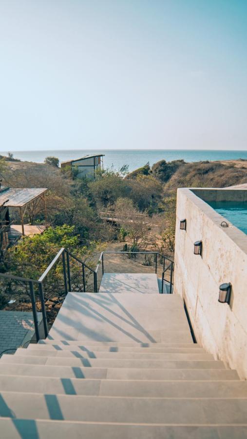 Eolia Sustainable Design Hotel Manta Exterior photo