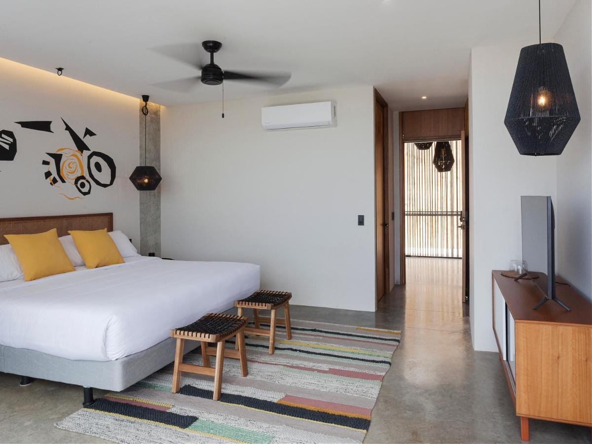 Eolia Sustainable Design Hotel Manta Exterior photo